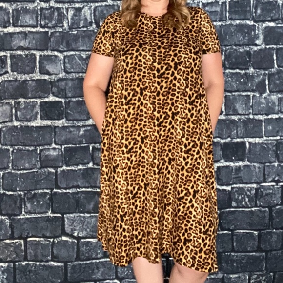 MIDI dress - leopard with pockets - Picture 3 of 6
